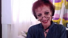 Skinny Granny In Webcam Show Her pussy